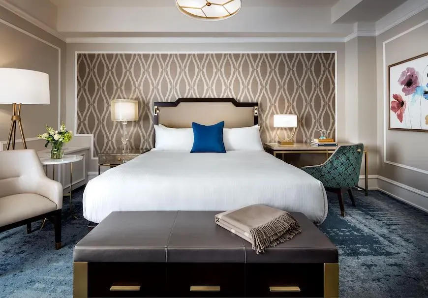 Moderate room at the fairmont empress in victoria